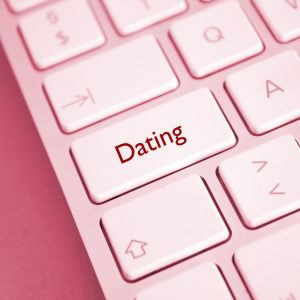 Buy Qatar Email Consumer Database List 70 000 Emails Interested in Dating Websites in the Middle East